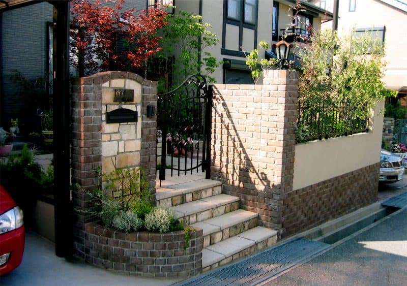 イギリス・ミントの家|GARDENさくら 兵庫県神戸市西区の女性建築士が造る庭・ガーデニング・外構・エクステリア